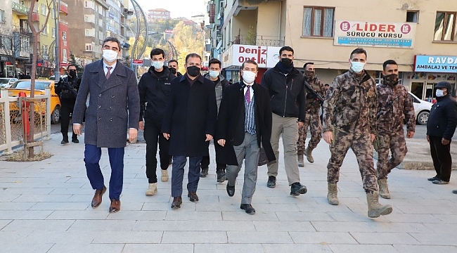 Vali Akbıyık'tan sosyal mesafe ve maske denetimi
