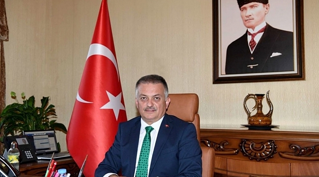 Vali Yazıcı, Öğretmenler Günü'nü kutladı