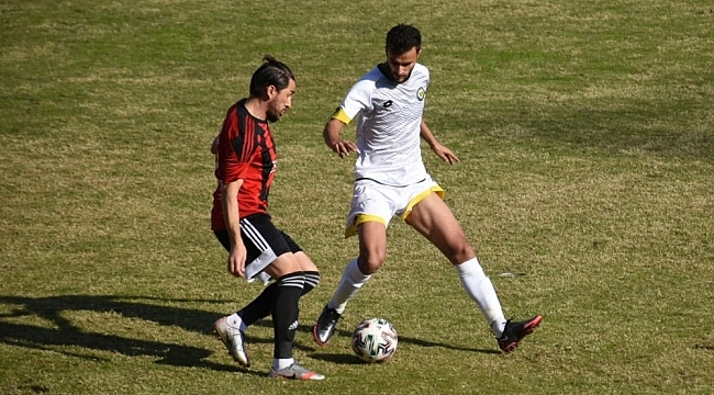 2. Lig: Tarsus İdman Yurdu: 4 - Turgutluspor: 0