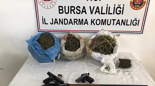 5 kilo uyuşturucu 'Takip'e takıldı