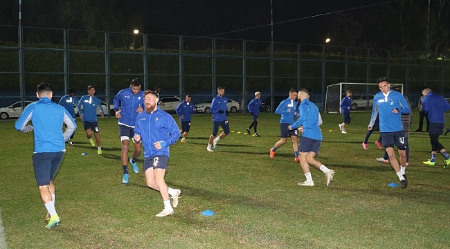 Adana Demirspor artık fikstüre maç maç bakıyor