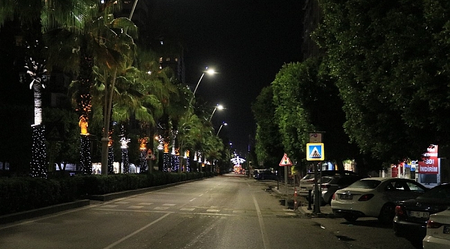 Adana'da sokağa çıkma kısıtlaması başladı
