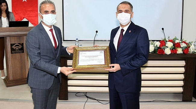 Adıyaman'daki kamu kurumlarına erişilebilirlik belgesi verildi