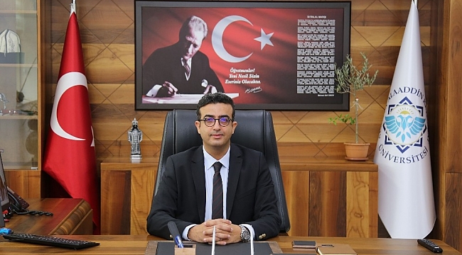 ALKÜ'ye Türk dili ve kültürüne hizmet ve yayın ödülü