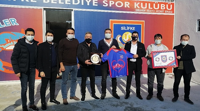 Altay'dan Silifke Belediyespor'a marş
