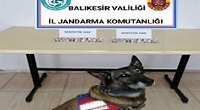 Altıeylül'de 4 uyuşturucu şüphelisi yakalandı