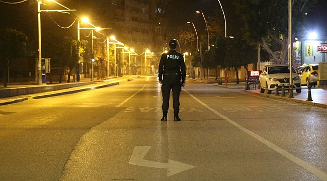 Antalya kısıtlamayla birlikte sessizliğe büründü