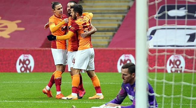 Arda Turan 2. golünü kaydetti