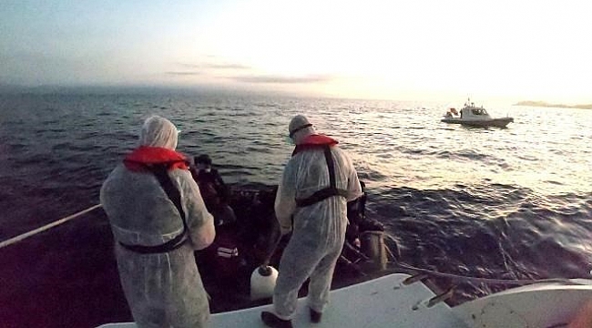 Ayvalık'ta 37 mülteci Sahil Güvenlik ekiplerince kurtarıldı
