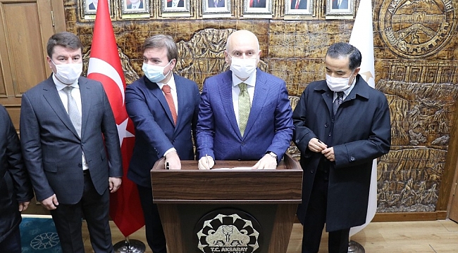 Bakan Karaismailoğlu: "Ankara - Niğde Otoyolunun tüm kesimleri açılmış olacak"