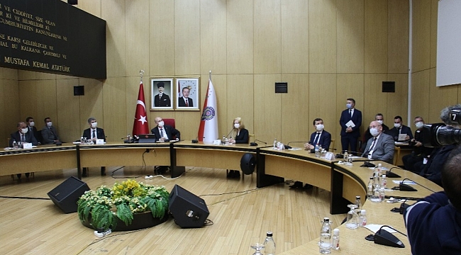 Bakan Soylu, engelli çocuklar ve aileleriyle bir araya geldi