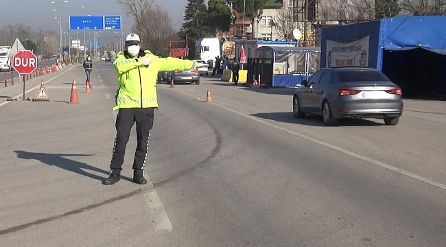 Bartın'da İl dışından gelenlere PCR testi uygulanıyor