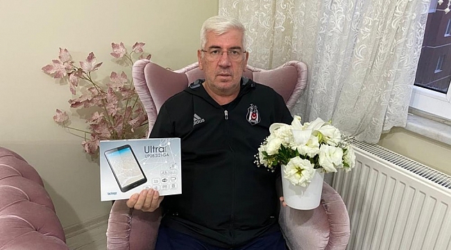 Başkan Yüksel, "Çiçekler tablete dönsün öğrencilerin yüzü gülsün"