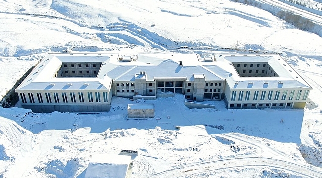 Bayburt'ta yapımı devam eden Göçmen Geri Gönderme Merkezi yüzde 75 seviyeye ulaştı