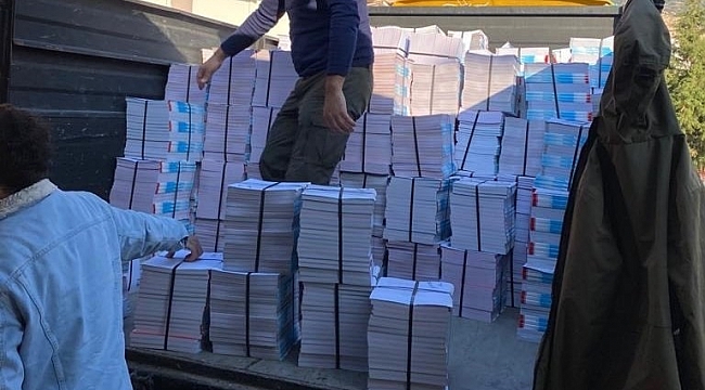 BAYSEM'li öğrencilere sınavlara hazırlık kitabı
