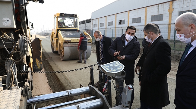Beton yol çalışmaları devam ediyor
