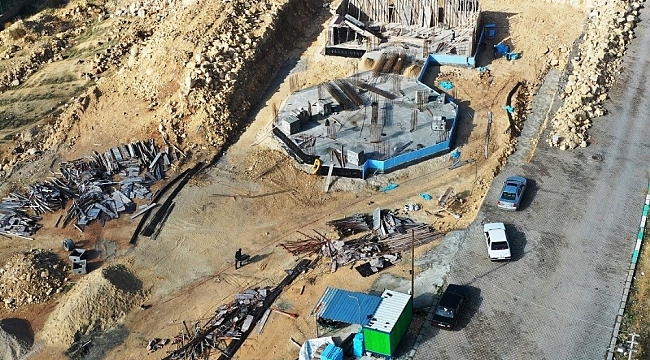 Beyazgül'den Bozava'da yapımı başlanan kütüphaneye ziyaret