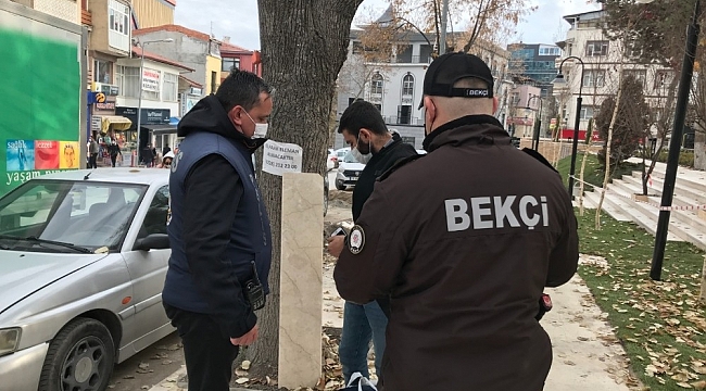 Bilecik'te hafta sonu kısıtlamaya uymayan 16 kişiye toplamda 50 bin 400 lira ceza kesildi