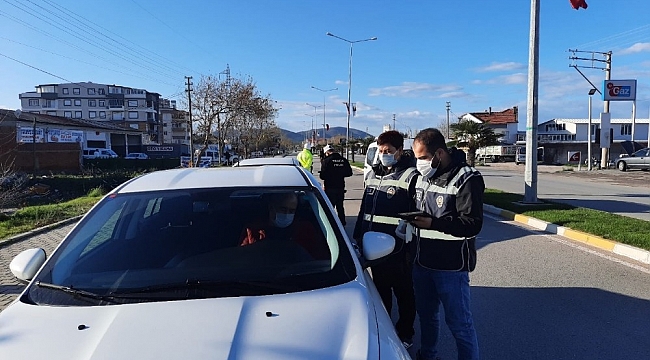 Burhaniye polisinden yoğun yılbaşı denetimi