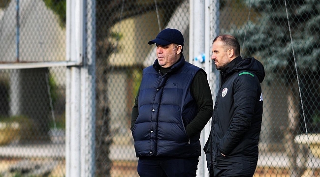 Bursaspor Başkanı Erkan Kamat takımı yakından takip ediyor