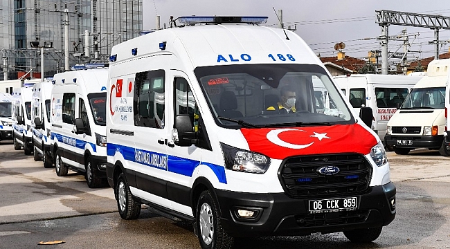 Büyükşehir Belediyesi ambulans ve diyaliz araç filosunu genişletti