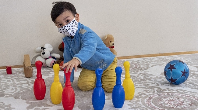 Büyükşehir belediyesi çocuklara 30 bini aşkın maske dağıttı