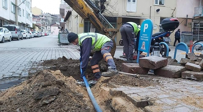 Çan Belediyesi tatlı su ve kanalizasyon hattı yenileme çalışmaları devam ediyor
