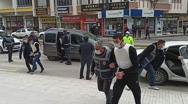 Çorum'daki cinayette şüpheliler adliyede