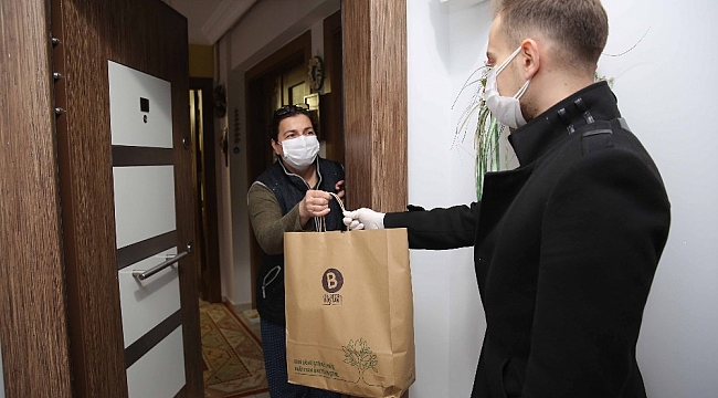 Covid hastası personele doğal ürünler jesti
