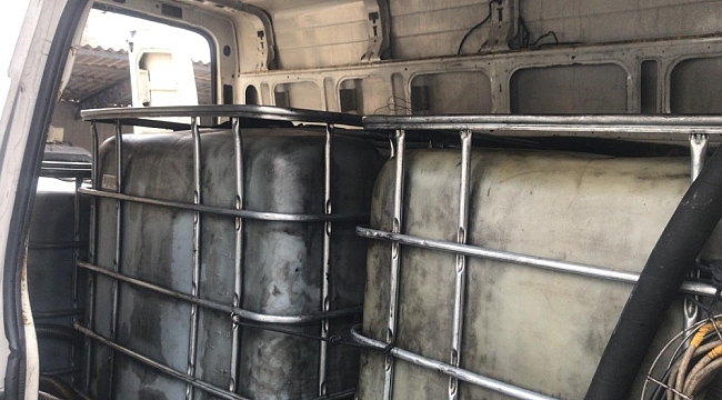 Denizli'ye sızdırılmaya çalışılan 3 bin 400 litre kaçak akaryakıta polis engeli