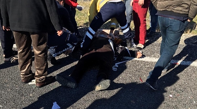 Diyarbakır'da feci kaza: 2'si ağır 4 yaralı