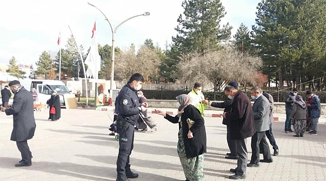 Dumlupınar pazarında HES kodu uygulaması