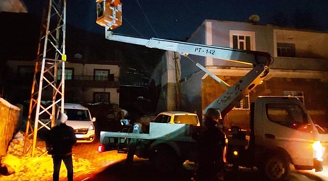 Elektrik arıza ekiplerinin yeni yıl mesaisi