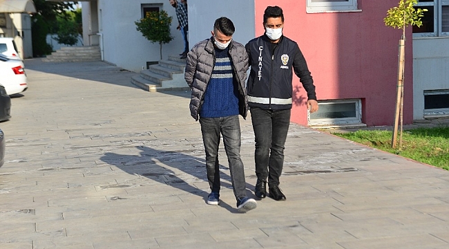 Elektronik kelepçeli şahıs, ruhsatsız tabanca alırken vurularak öldü