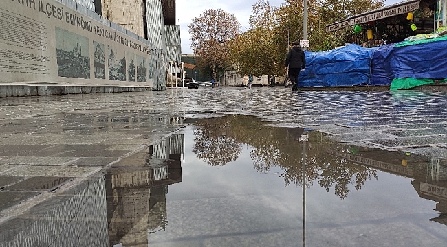 Eminönü Meydanı boş kaldı