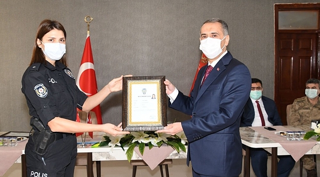 Emniyet personeline başarı belgesi