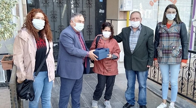 Engelliler Günü'nde engelli çocuğa anlamlı ziyaret