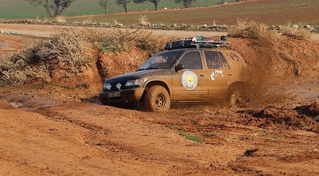 Engelliler Off Road pistinde engelleri aştı