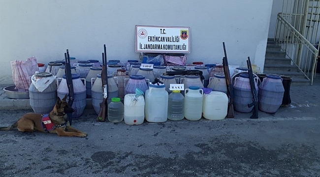 Erzincan'da yılbaşı öncesinde 2 bin102 litre sahte alkol ele geçirildi