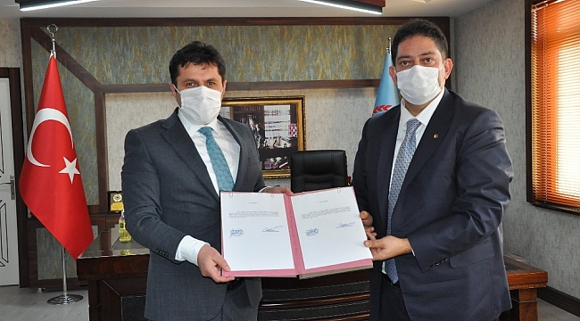 Erzurum Ticaret Borsası'ndan ihtiyaçlı çocuklara tablet desteği
