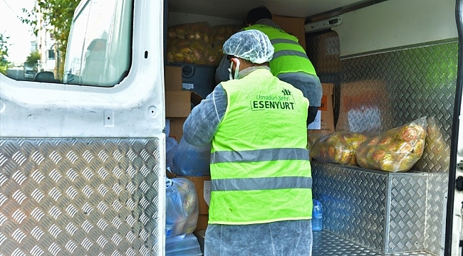 Esenyurt'ta Covid tedavisi görenlere gıda yardımı devam ediyor