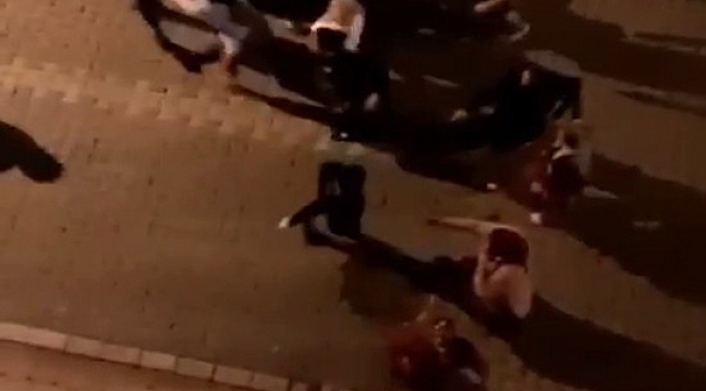 Esenyurt'ta yabancı uyruklular ile vatandaşlar arasında tekme tokat gürültü kavgası kamerada