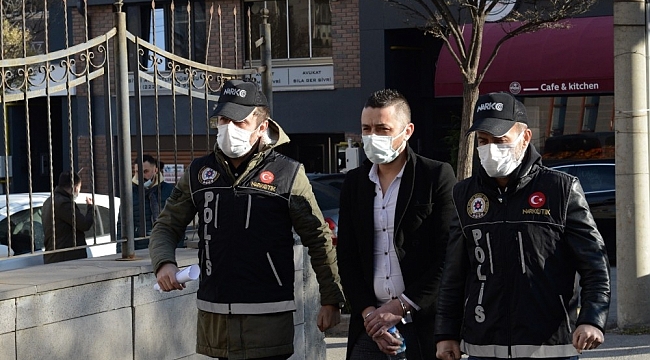 Eskişehir'de uyuşturucu operasyonu; 2 gözaltı