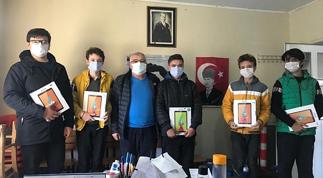 Eti Bakır'dan eğitime destek