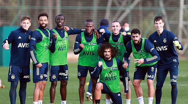 Fenerbahçe'de Sosa, Novak, Thiam ve Perotti bireysel çalıştı