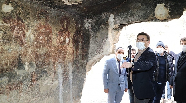 Frig vadisindeki '12 Havari Şapeli'nde restorasyona başlandı