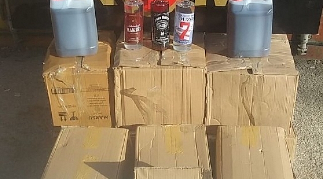 Gaziantep'te 111 şişe sahte alkol ve 90 litre dökme içki yakalandı