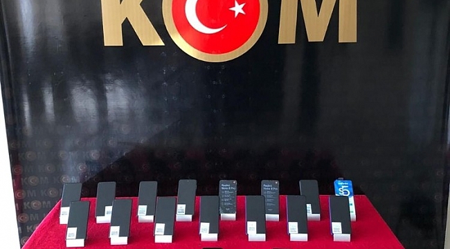 Gaziantep'te 18 adet kaçak cep telefonu ele geçirildi