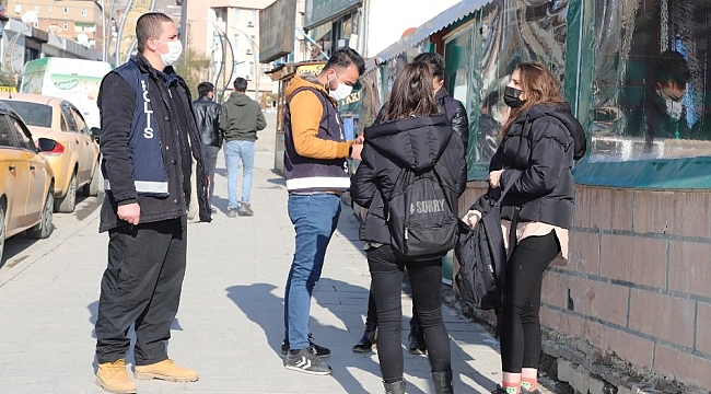Hakkari polisi denetimden taviz vermiyor