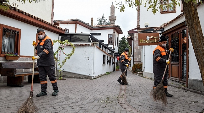 Hamamönü'nde sokaklar yıkandı, işletmeler dezenfekte edildi
